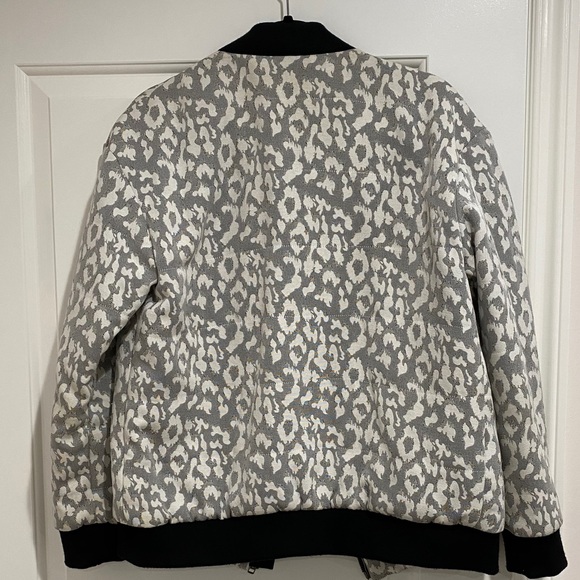 Walter Baker W118 Leopard Print Bomber Jacket - Picture 2 of 2